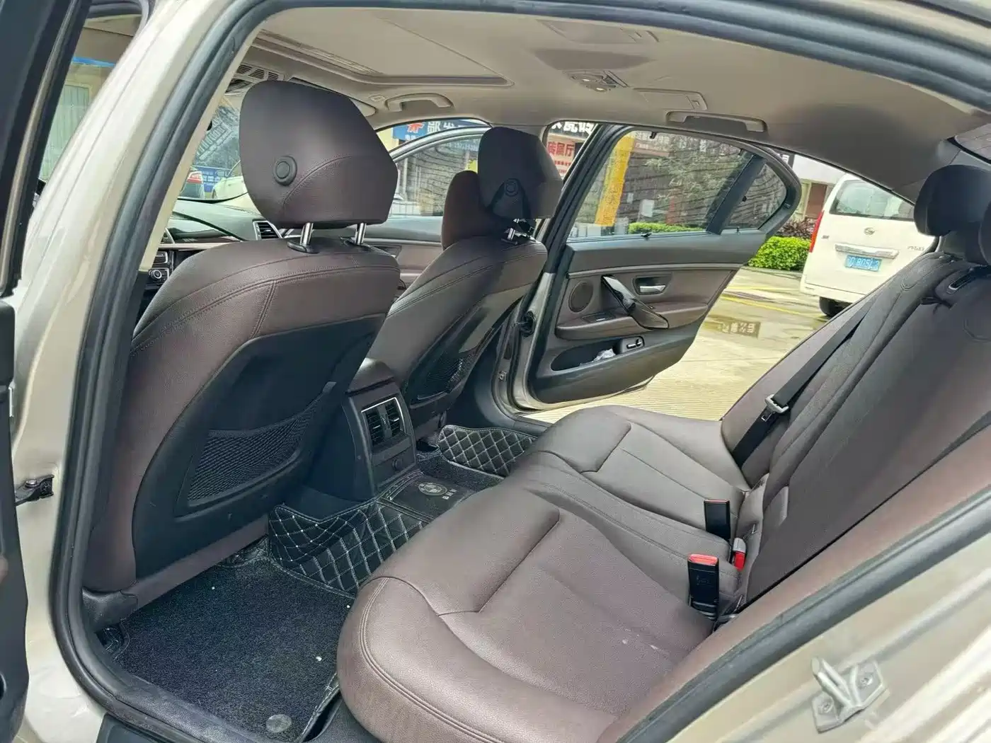 Фото 5 - BMW 3 Series