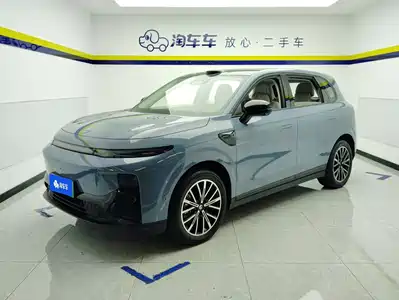 Leapmotor B10