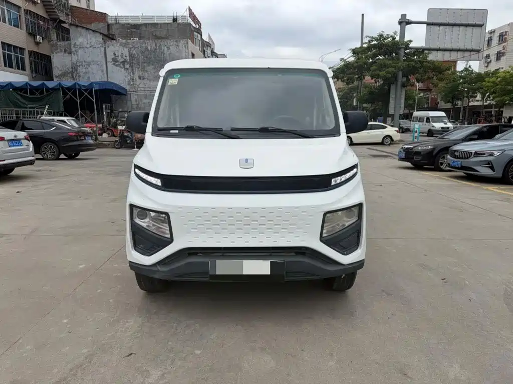 Yuan Cheng FarStar V 2022 2023 Model V6E Gotion High-Tech 38.7kWh Value Edition