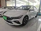 Photo 1 - Hyundai Elantra