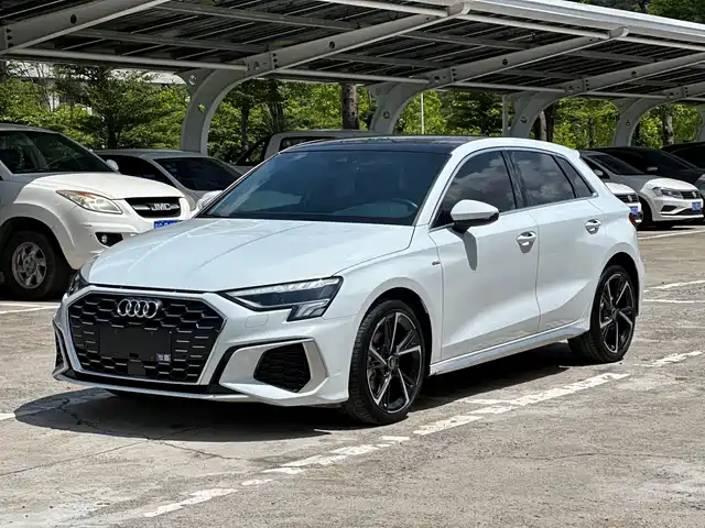  Audi Audi A3 2023 Facelift Sportback 35 TFSI Fashion Sport