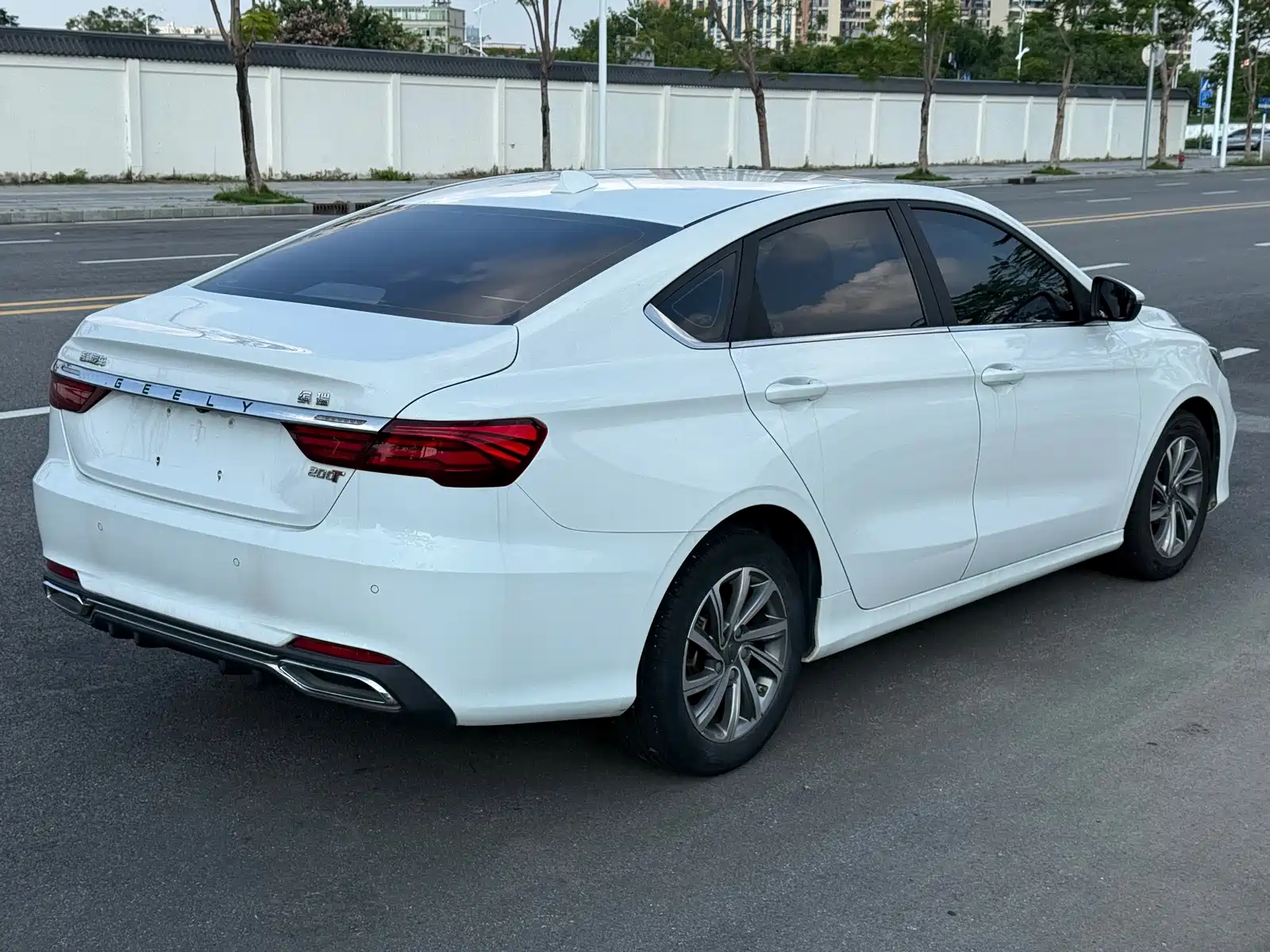 Photo 9 - Geely Binrui