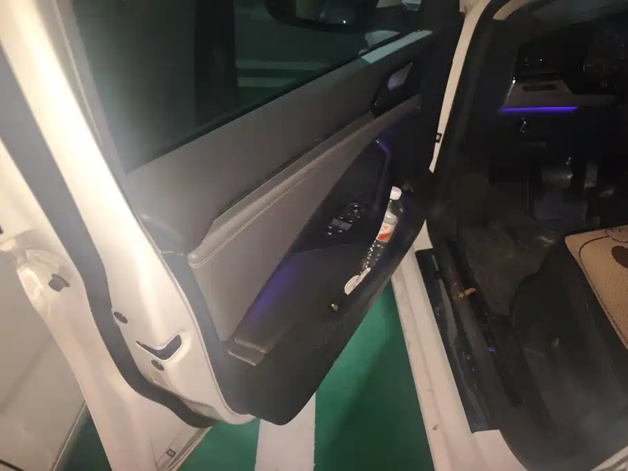 Volkswagen Sagitar, миниатюра 7