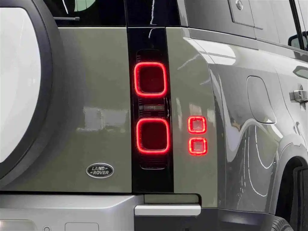 Land Rover Defender 2020 2020 Model 110 P400 HSE