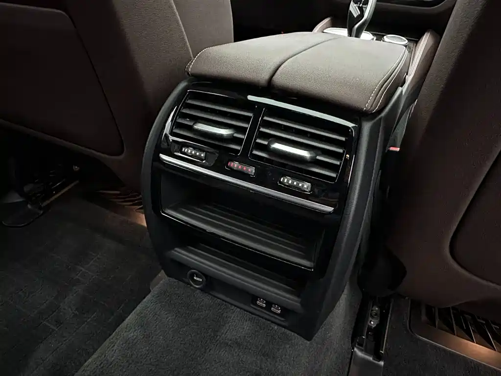 BMW 5 Series 2022 Facelift 525Li M Sport Package фото 23