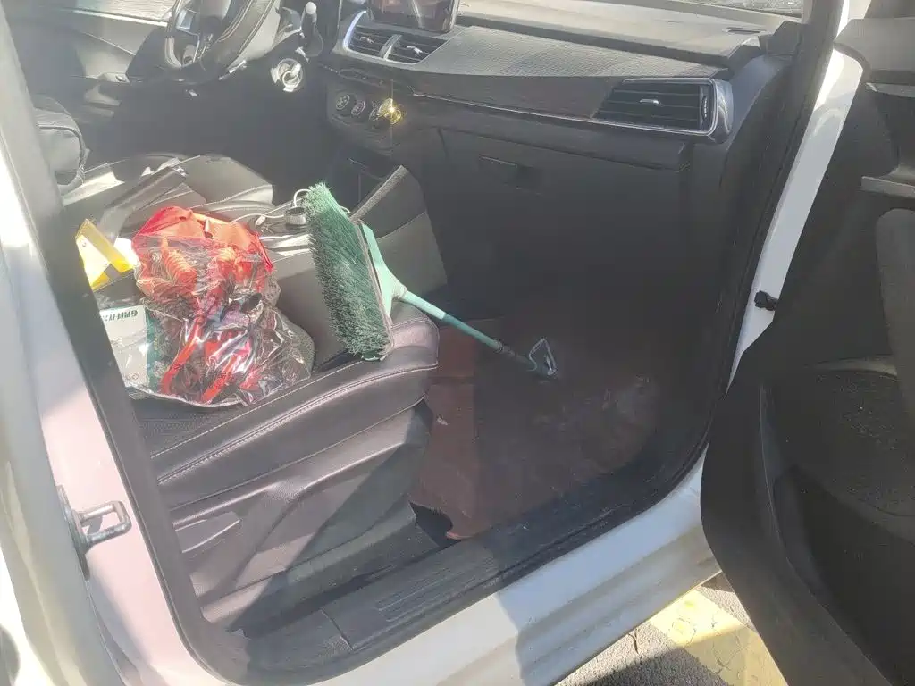 Baojun 360 2018 2019 1.5L Automatic Elite China VI