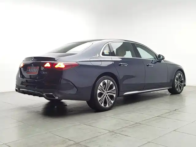 Mercedes-Benz E-Class 2024 Facelift E 300 L Fashion Sport — фото 2