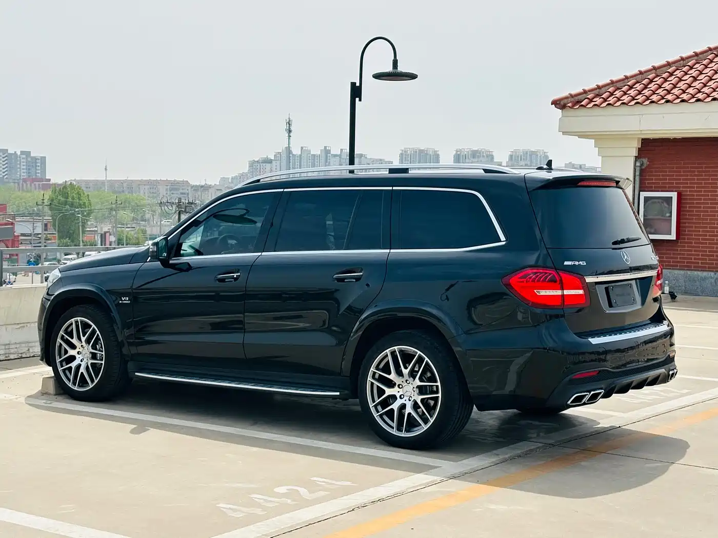 Mercedes-Benz GLS AMG 2016 AMG GLS 63 4MATIC фото 6