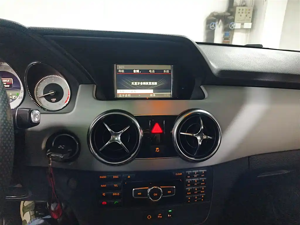 Mercedes-Benz GLK-Class 2014 GLK 200 Standard фото 13