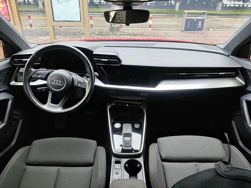 Фото 10 - Audi A3