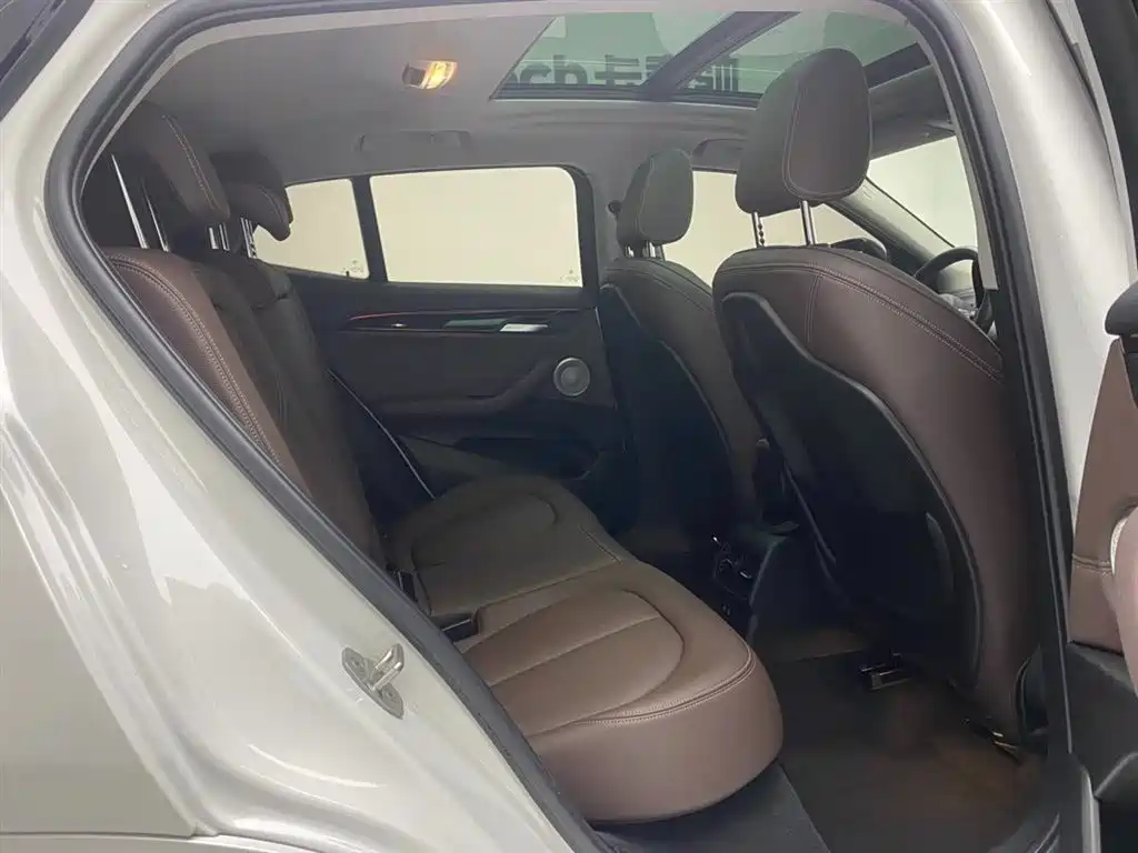 BMW X2 2024 2023 sDrive25i M Sport Shadow Edition