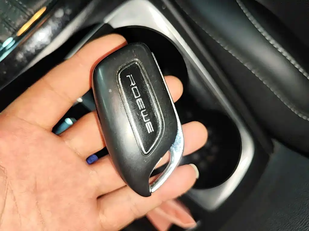 Roewe i5 2019 2019 1.5L Automatic 4G Connected LingHao Flagship Version