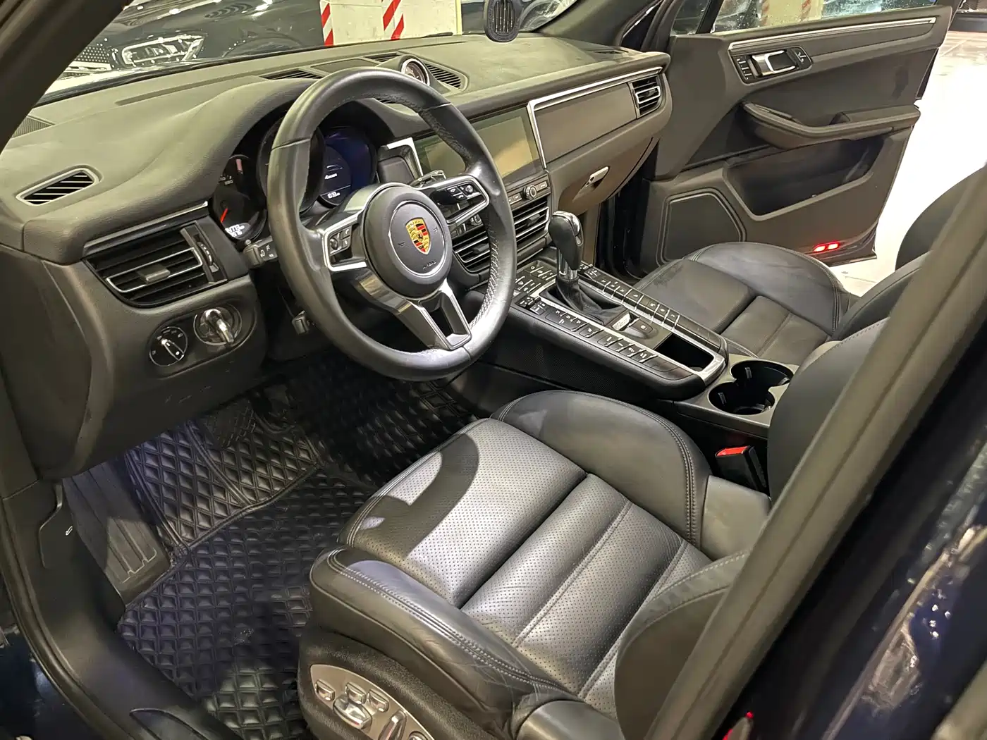 Porsche Macan 2020 Macan 2.0T фото 8