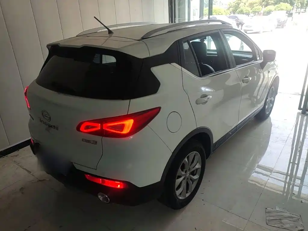 GAC Trumpchi Trumpchi GS3 2018 2017 150N Automatic Elite