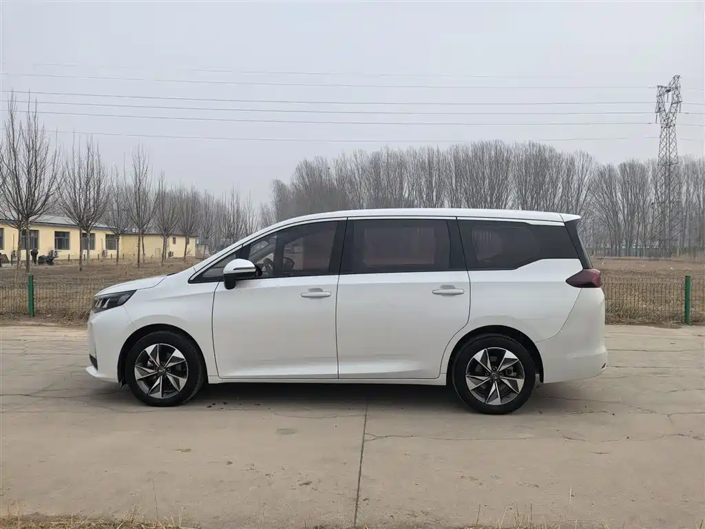 GAC Trumpchi Trumpchi M6 2023 PRO 270T DCT Luxury Edition фото 14
