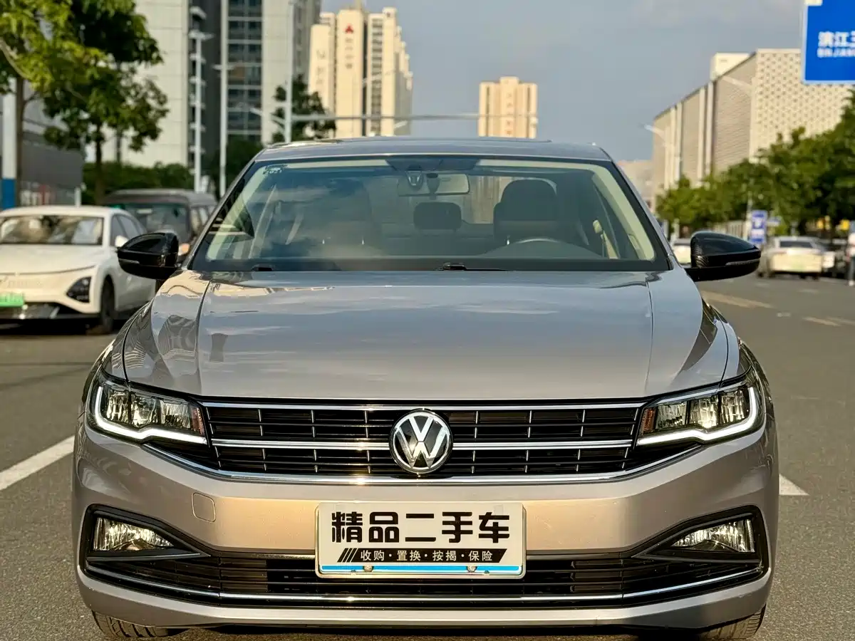 Фото 2 - Volkswagen Bora