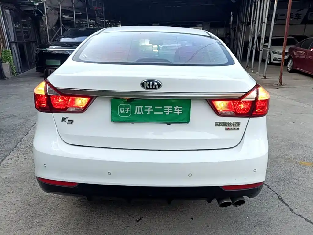 Photo 6 - Kia K3