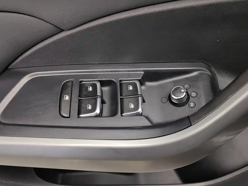 Dongfeng Aeolus Dongfeng Fengshen AX7 2021 2021 1.5T Manual Premium Edition