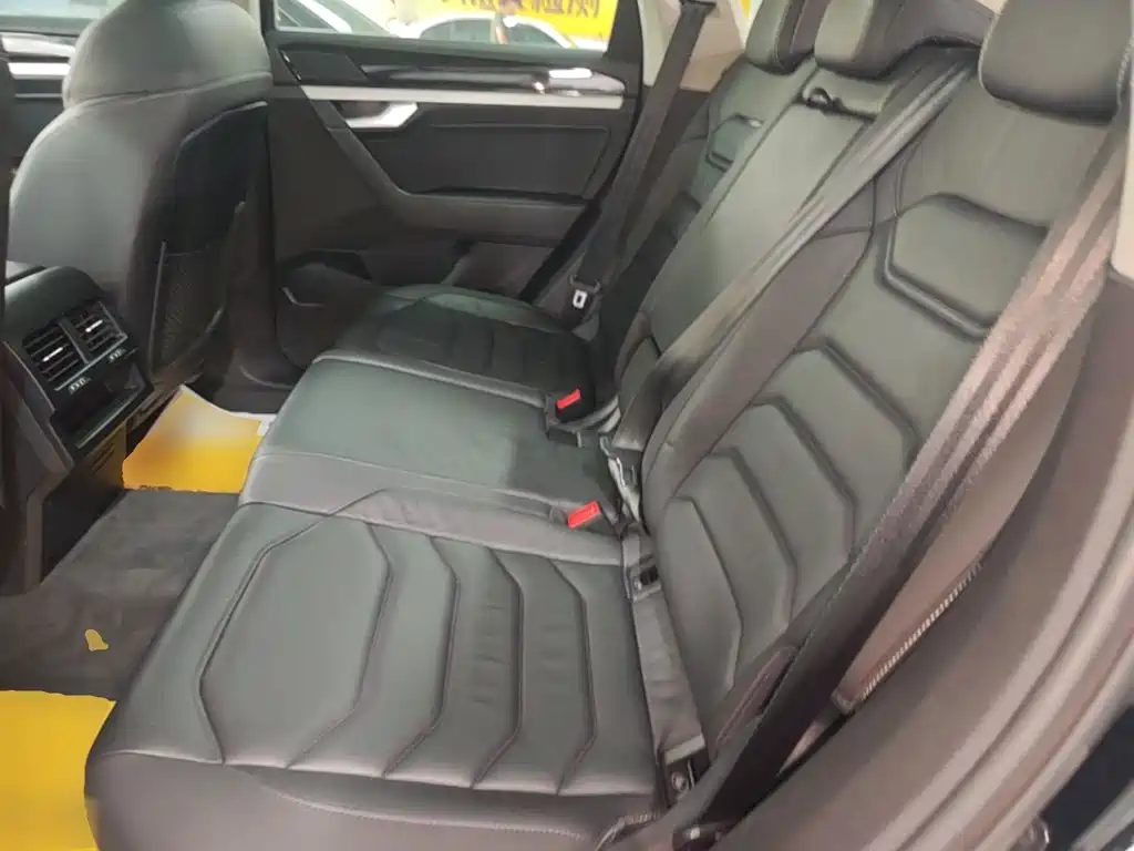 Volkswagen Touareg 2023 2022 2.0TSI Pilot Special Edition