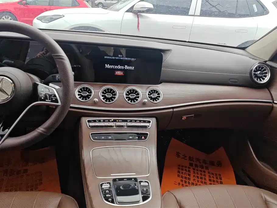 MERCEDES-BENZ E CLASS