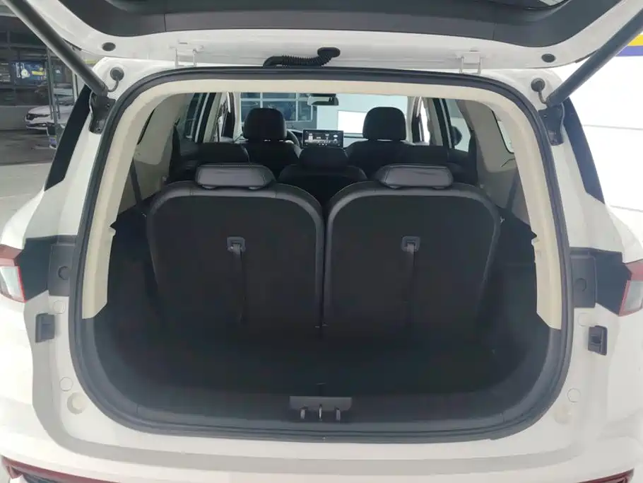 Geely Okavango 2021 2020 1.8TD DCT Flagship 7-Seater
