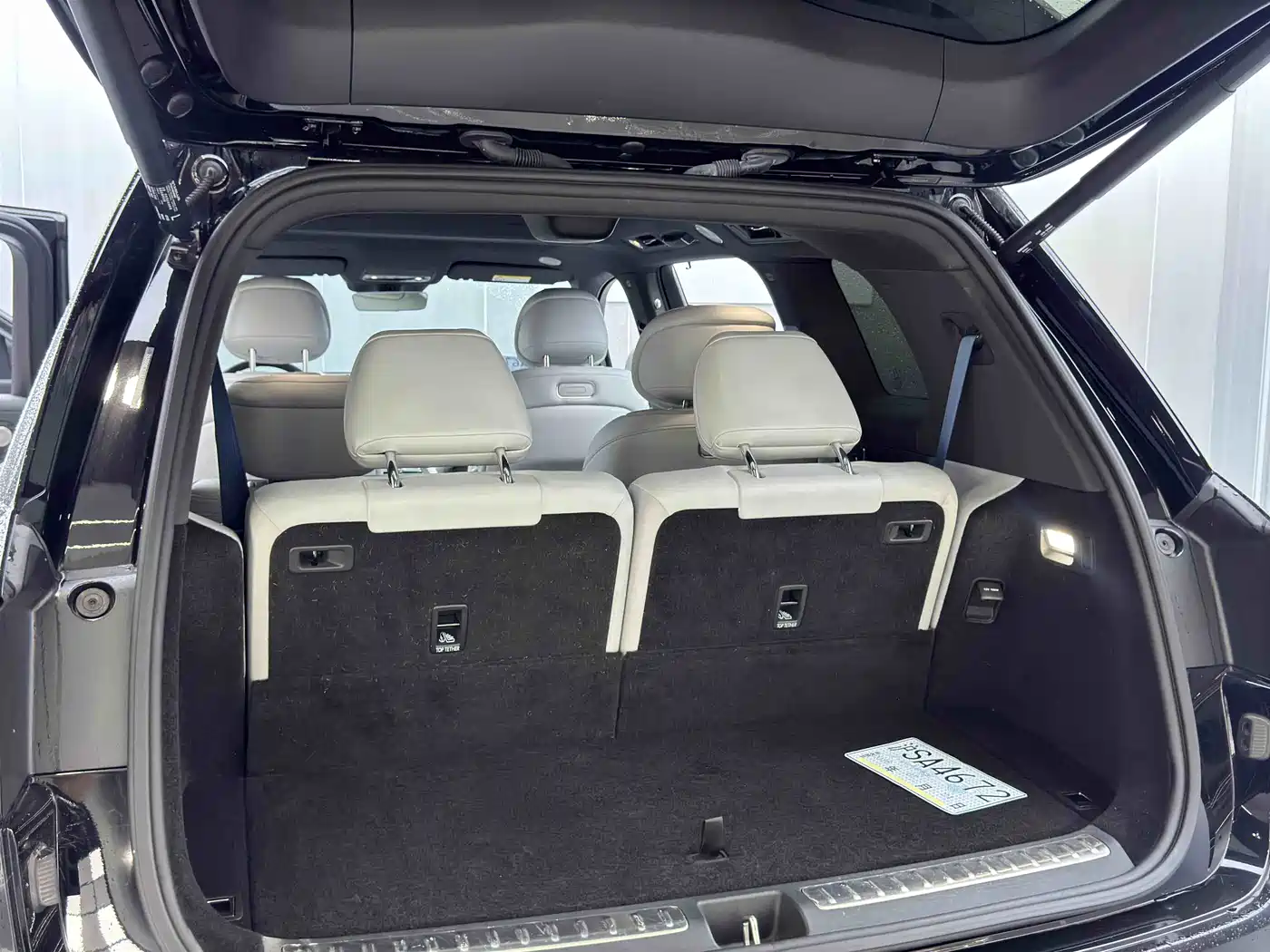  AITO Wenjie AITO M9 2024 Range Extender Max Edition 42kWh 6-seater 26