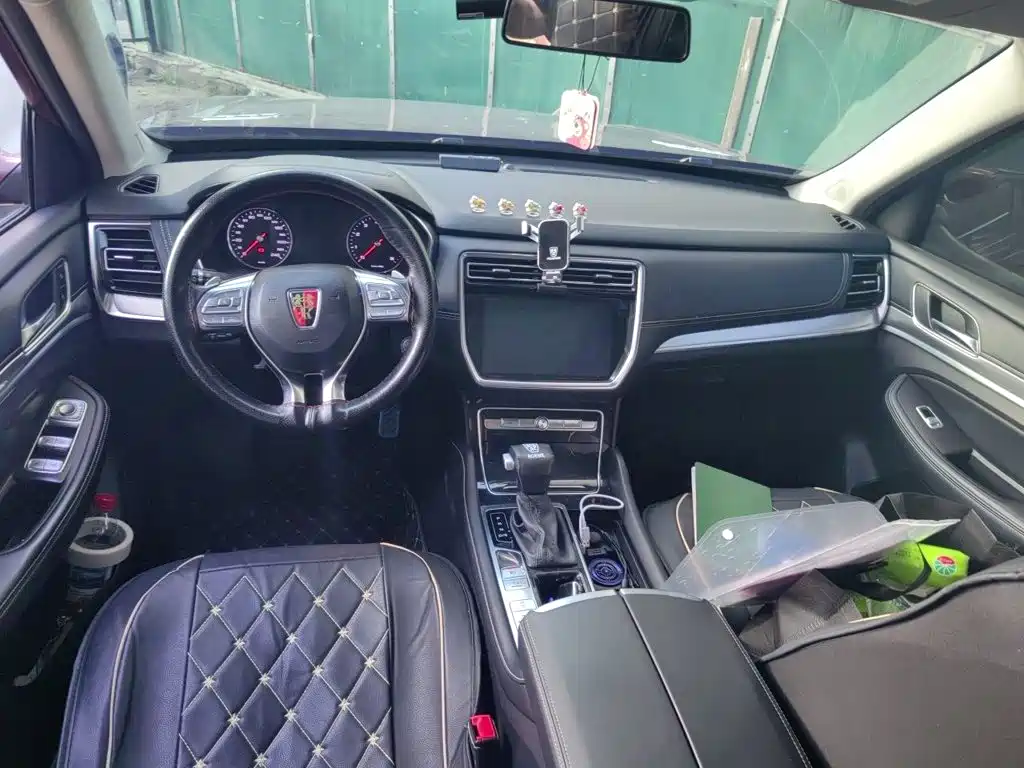 Roewe RX8 2019 2018 30T 2WD Flagship Edition