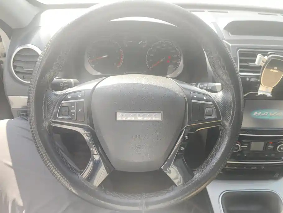Haval H5 Classic 2017 2016 Classic 2.0T Manual AWD Prestige