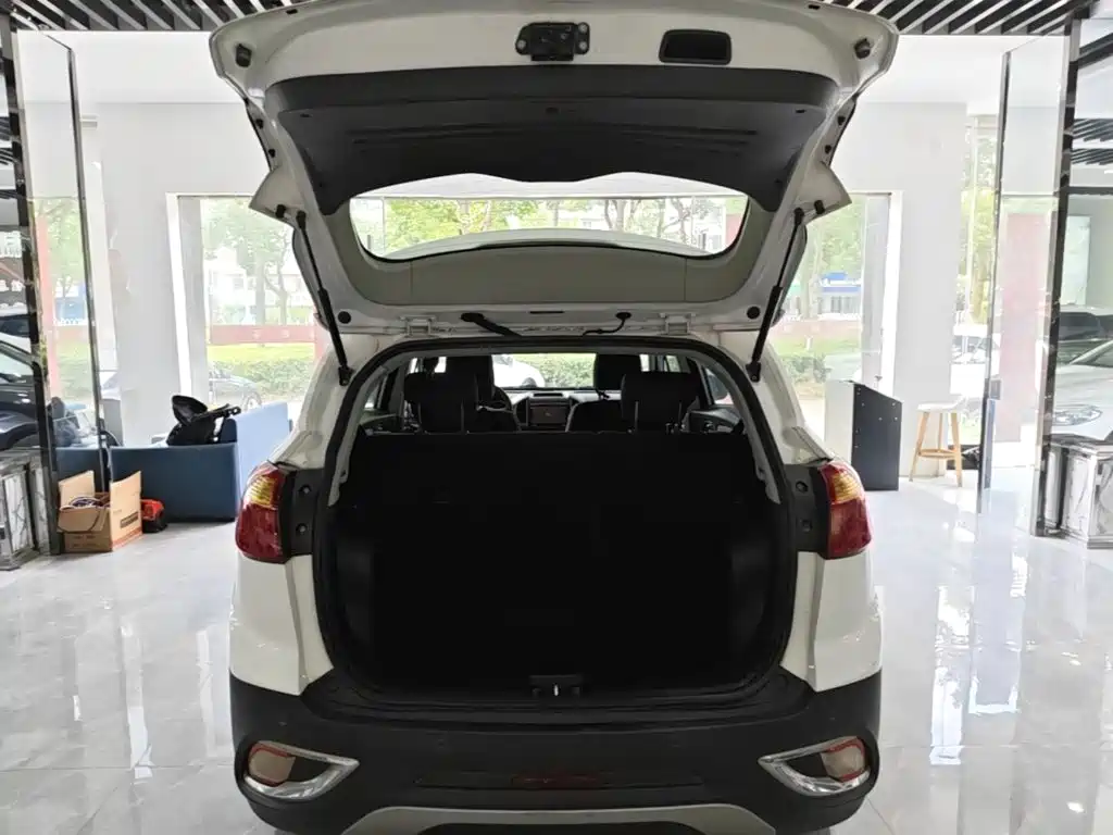 JAC Refine S3 2015 2014 1.5L CVT Luxury