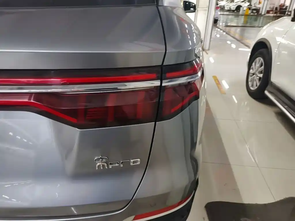 Фото 8 - BYD Song Pro