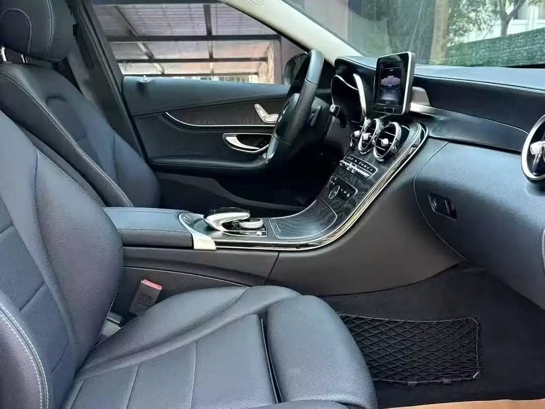 Mercedes-Benz C-Class 2016 C 200 L фото 4