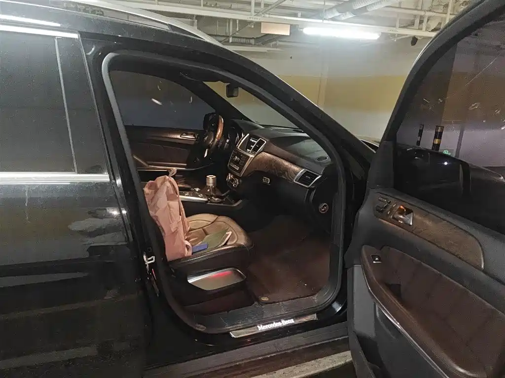 Mercedes-Benz GL-Class 2013 GL 500 4MATIC фото 20