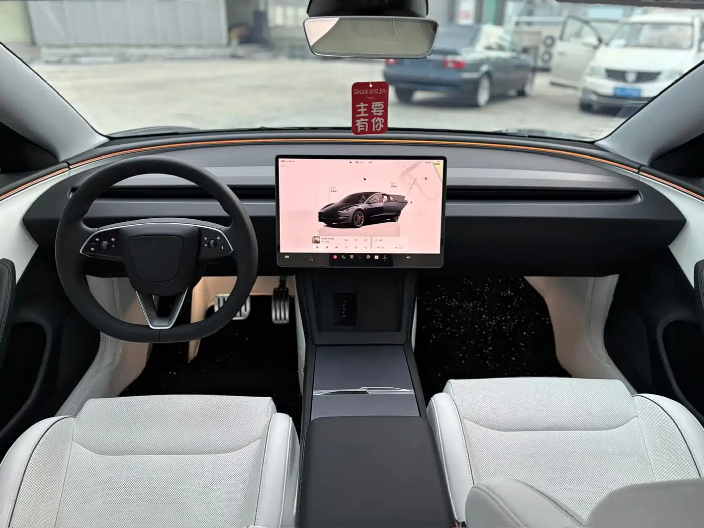 Фото 5 - Tesla Model 3