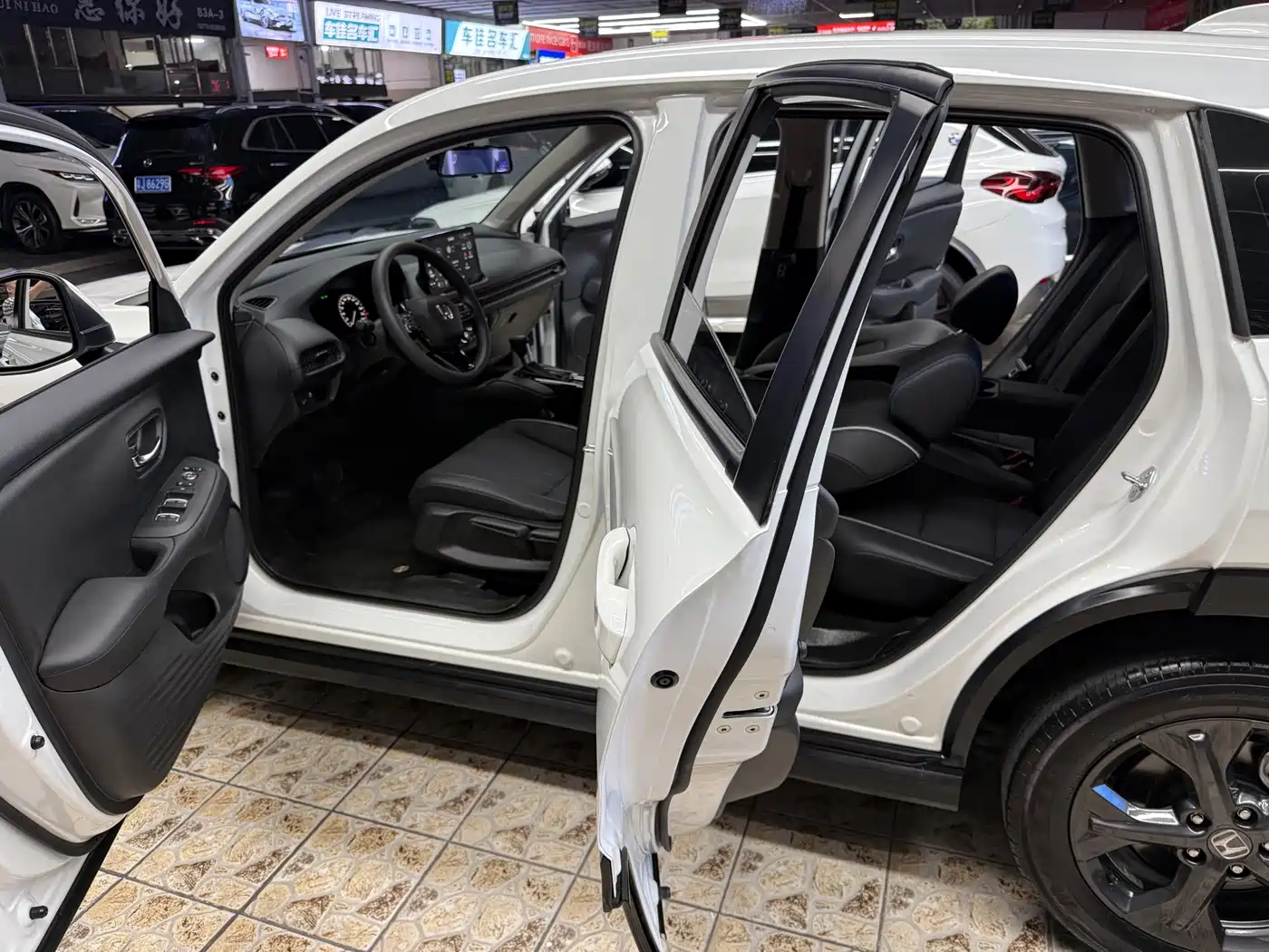 Honda HR-V 2024 2023 240TURBO Dynamic Smart Edition