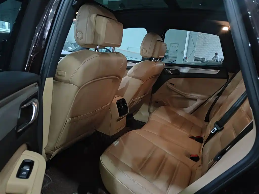 Porsche Macan 2017 Macan GTS 3.0T фото 13