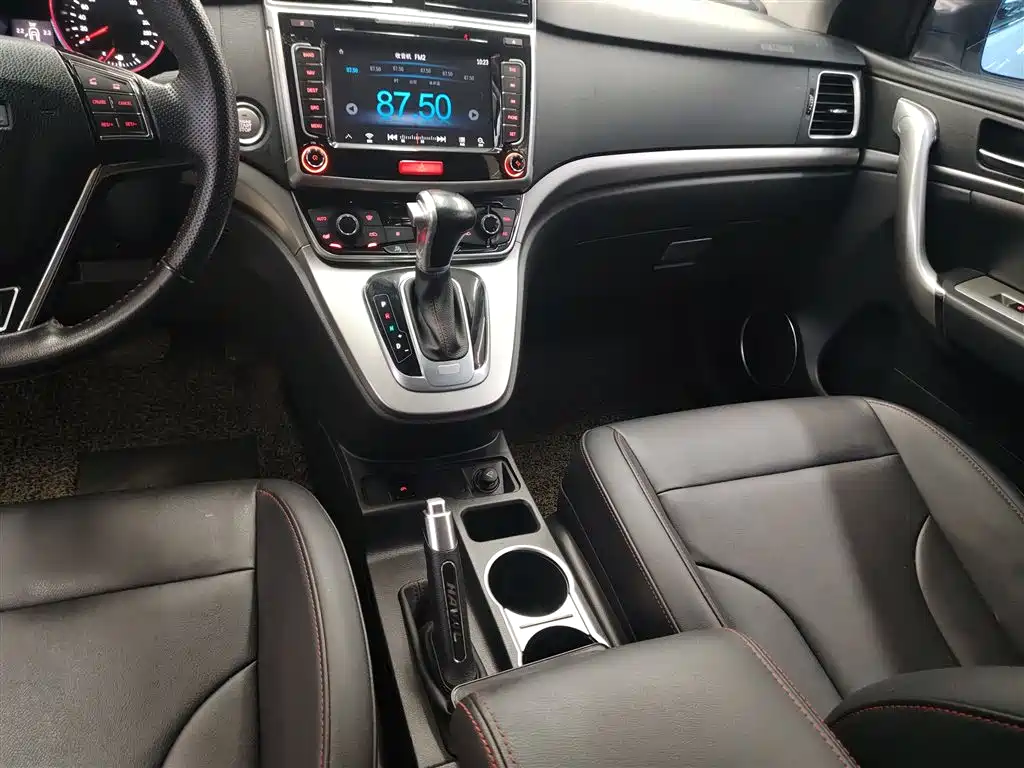 Haval M6 2017 1.5T Automatic 2WD Elite фото 14