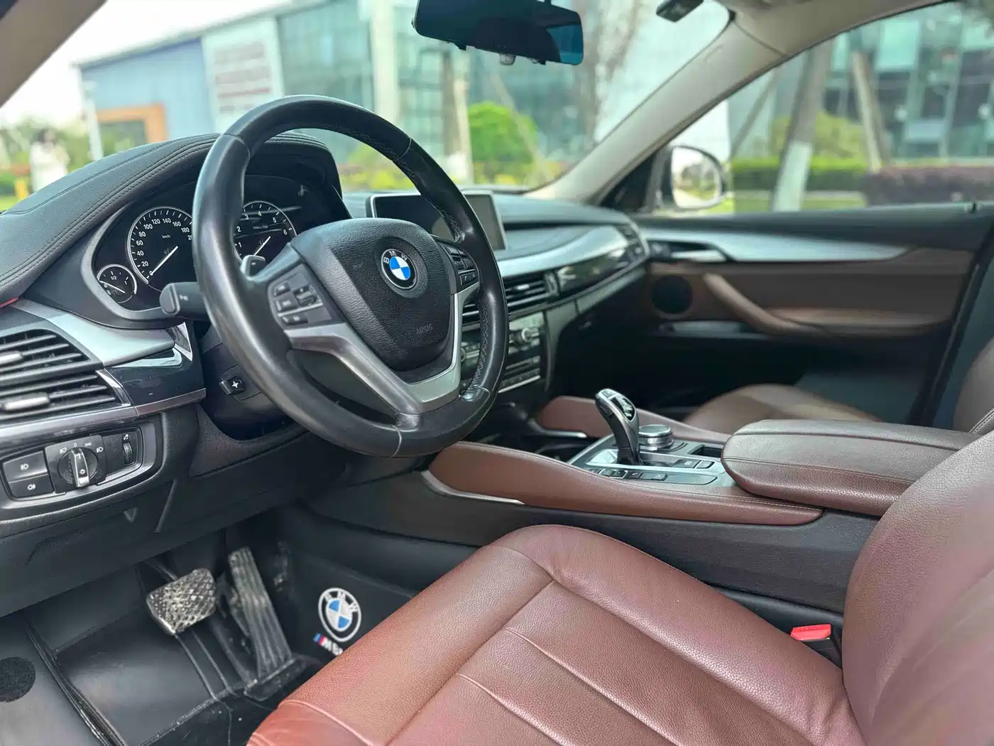 BMW X6 2017 xDrive35i Leading фото 11