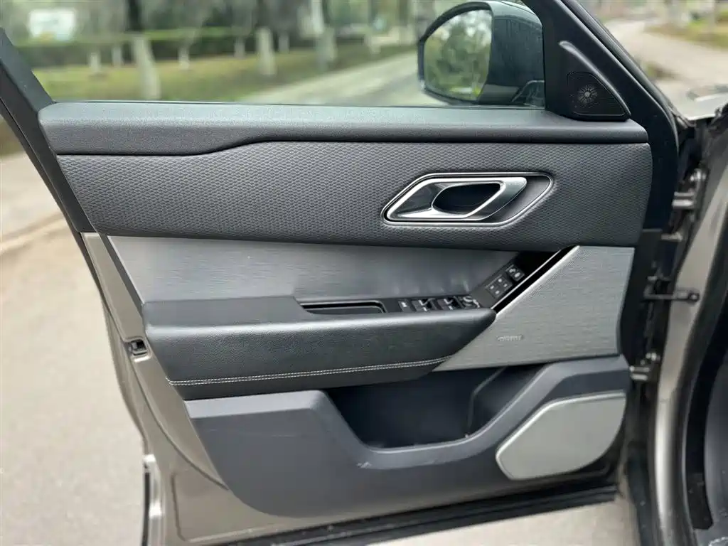 Land Rover Range Rover Velar 2018 P380 R-DYNAMIC SE фото 16