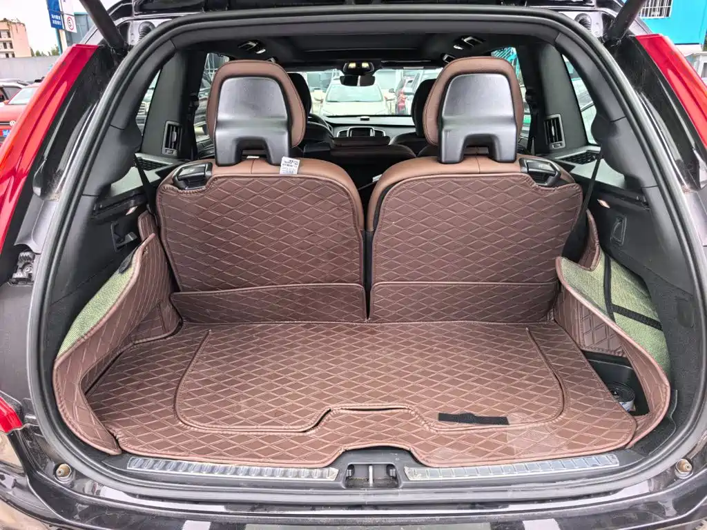 Volvo XC90 2023 2023 B6 Smart Comfort Luxury Edition 7-Seater