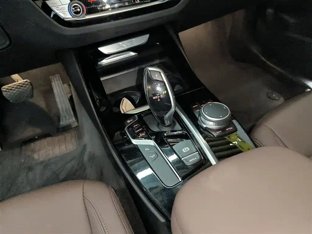 BMW X3 2019 xDrive25i Luxury Package фото 10