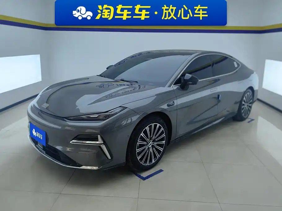 Geely Galaxy Galaxy Xingyao 8 2025