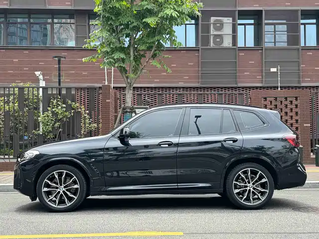 BMW X3 2023 Facelift xDrive30i Leading M Night Package — фото 3