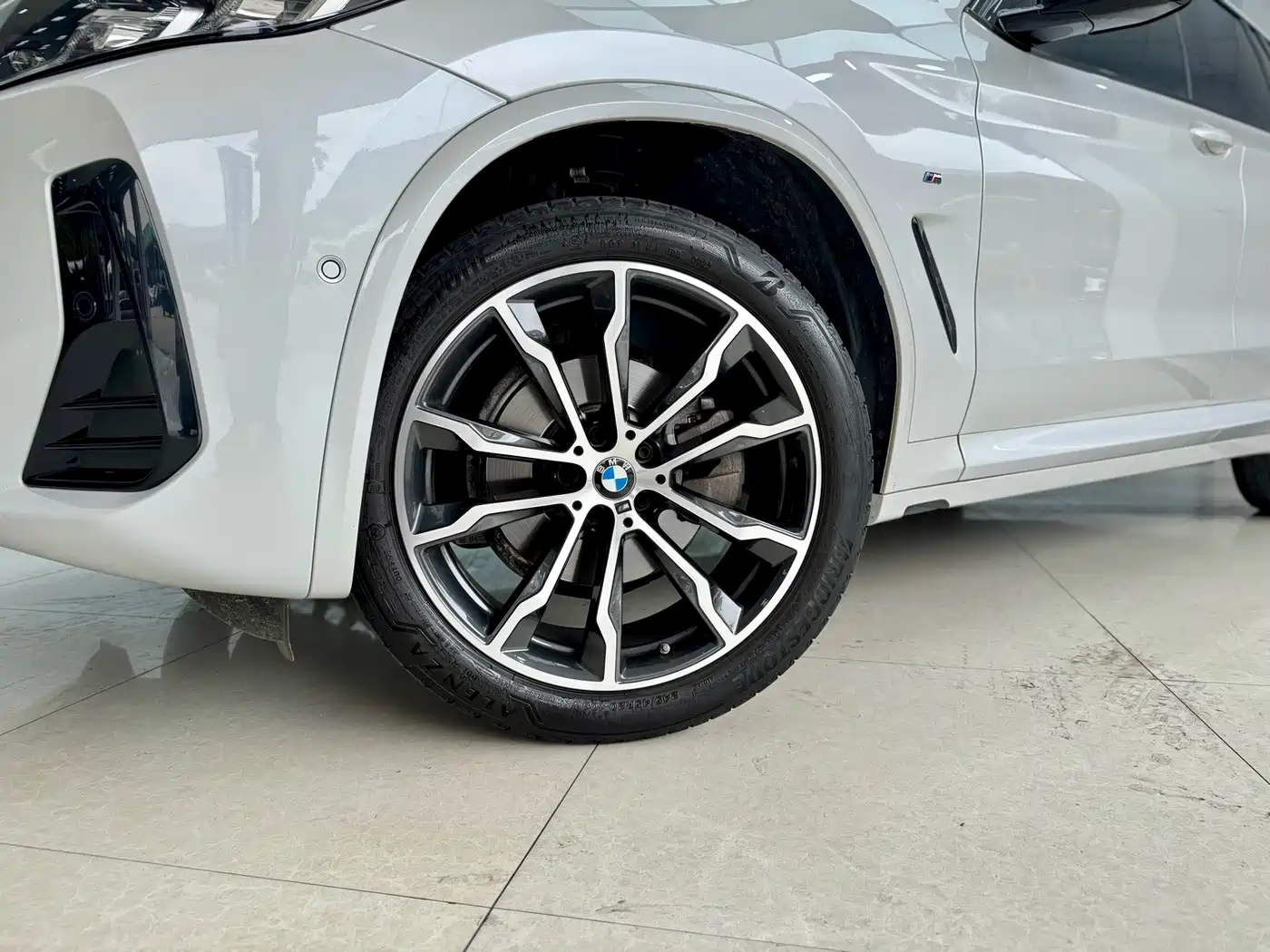 BMW X3 2022 xDrive30i Leading M Night Package фото 26