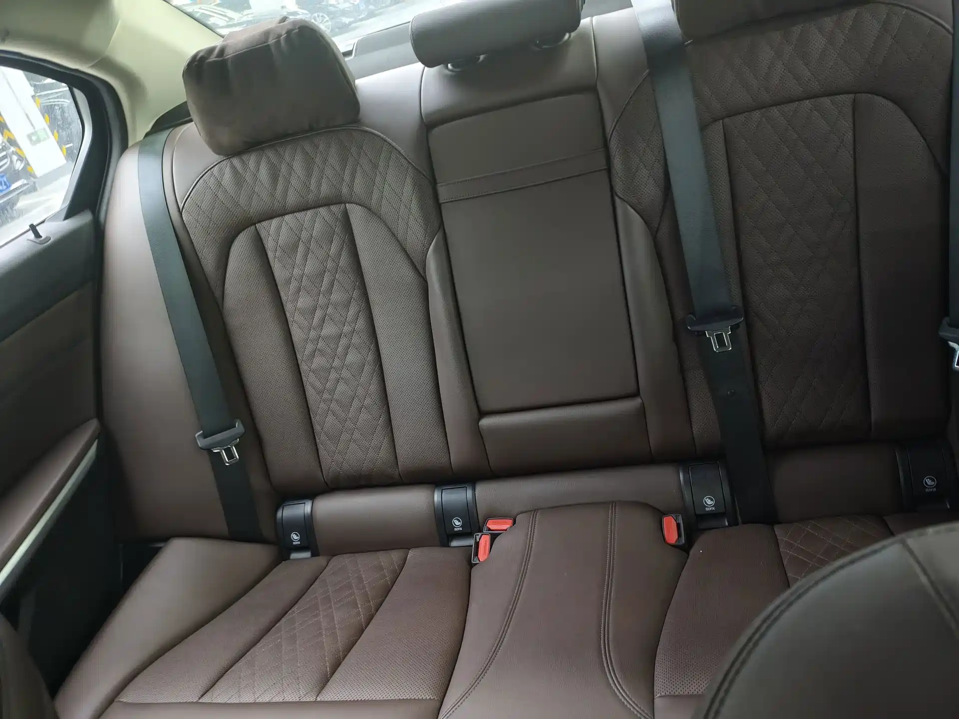 Photo 6 - BMW 3 Series