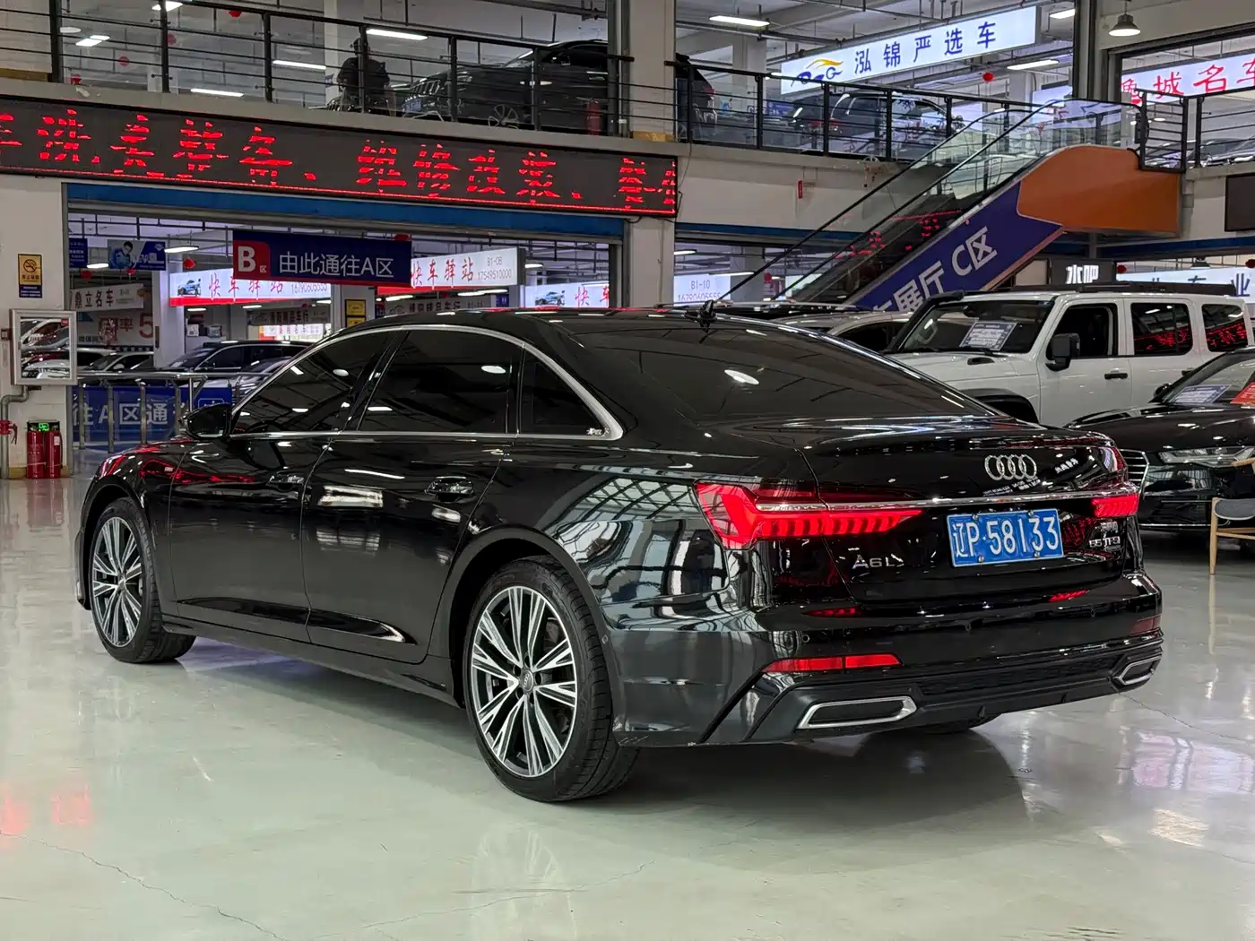 Фото 6 - Audi A6L