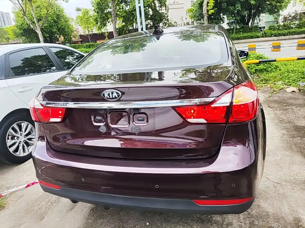 Фото 6 - Kia K3