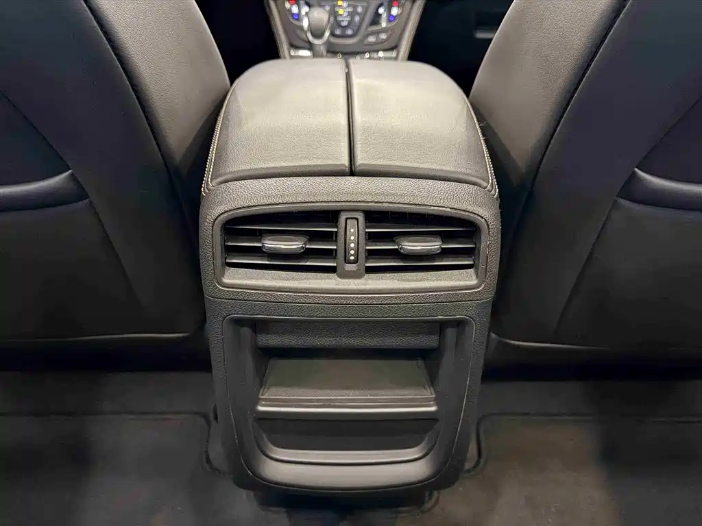 Buick Envision Plus 2017 28T AWD Elite фото 24