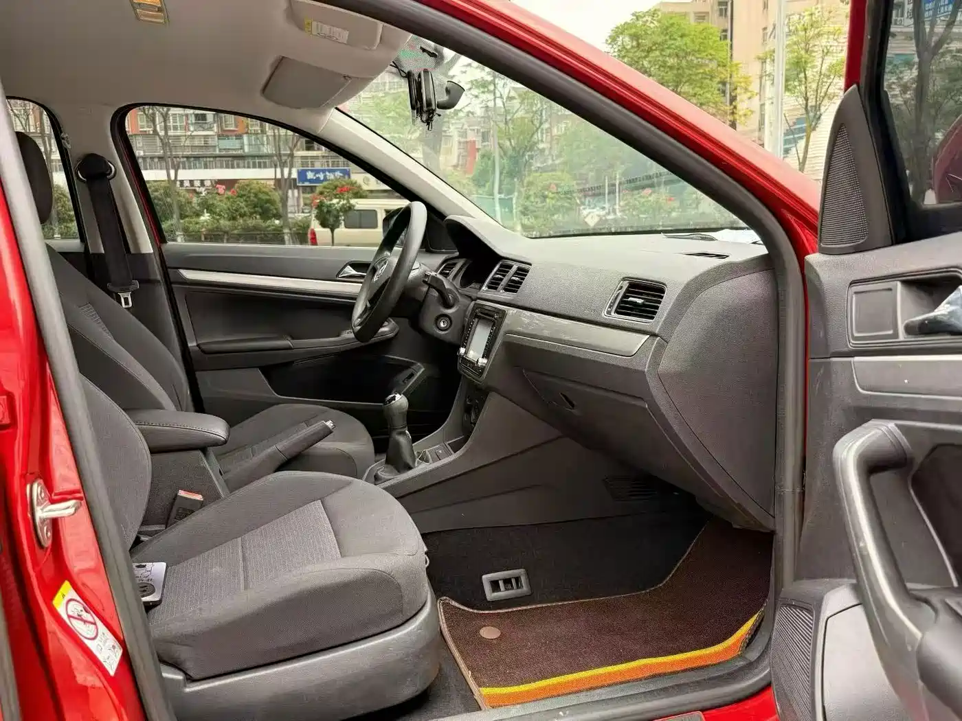 Фото 2 - Volkswagen Lavida