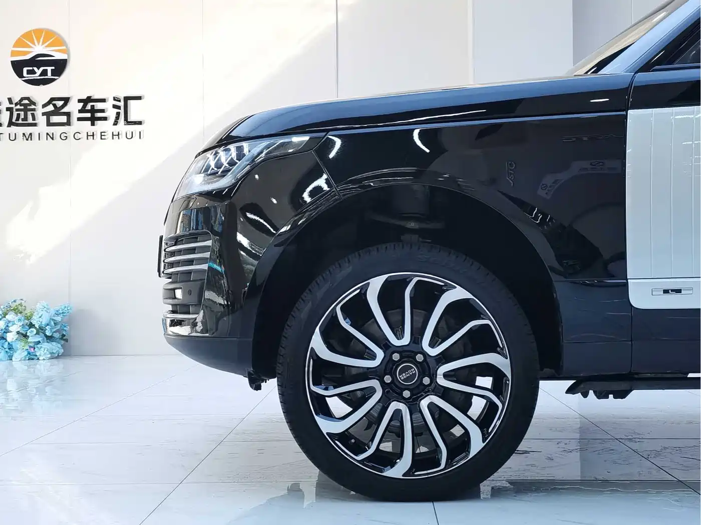 Land Rover Range Rover 2017 3.0 SC V6 Vogue LWB (Long Wheelbase) фото 37