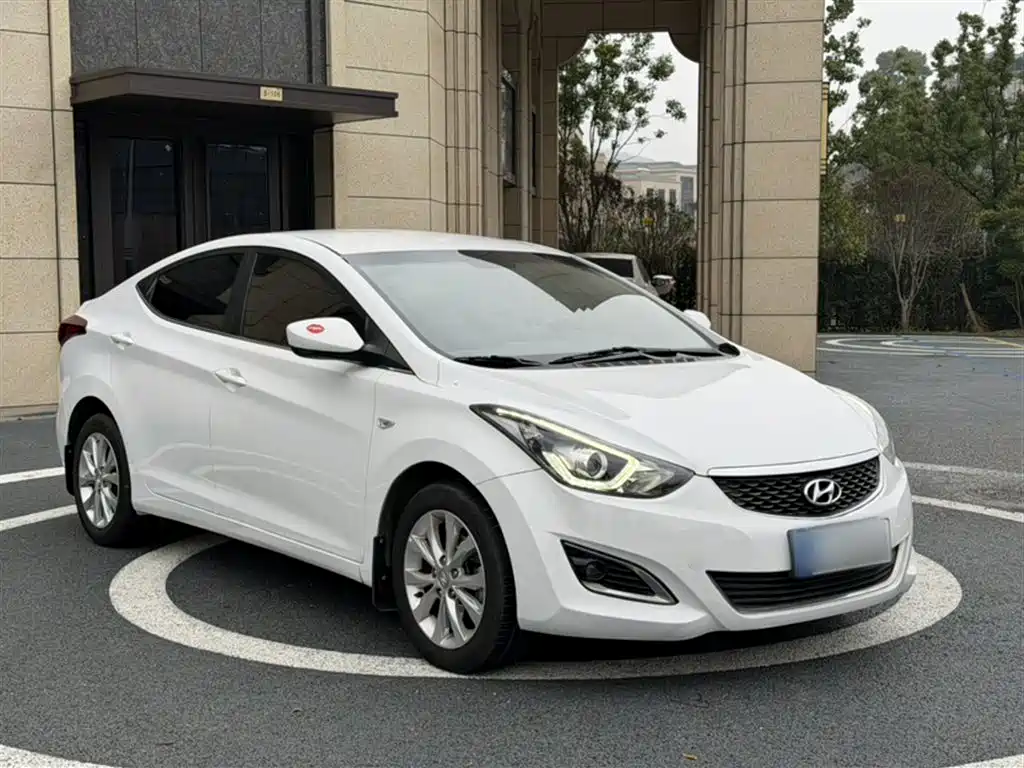 Hyundai Langdong 2016 1.6L Automatic Smart Edition фото 11